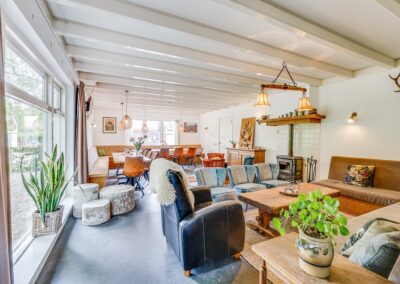 Boerderij woonkamer voor 28 personen groepsaccommodatie Otterlo